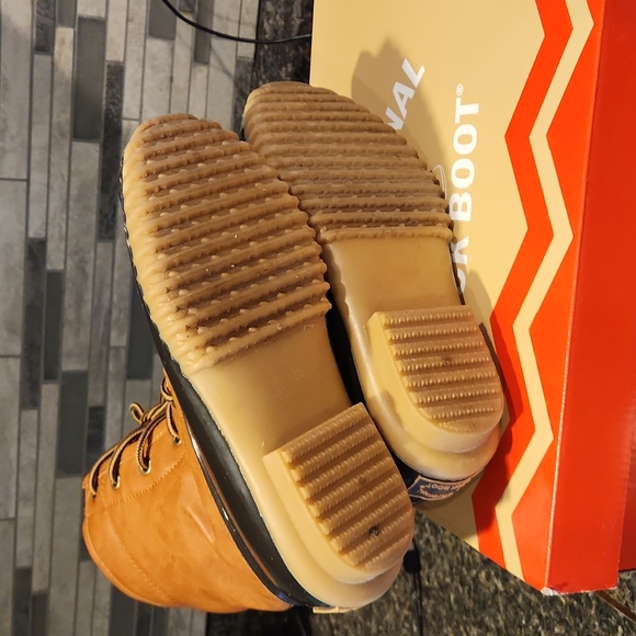Original Duck Boots, Arianna Size 6 with Box - Picture 4 of 6